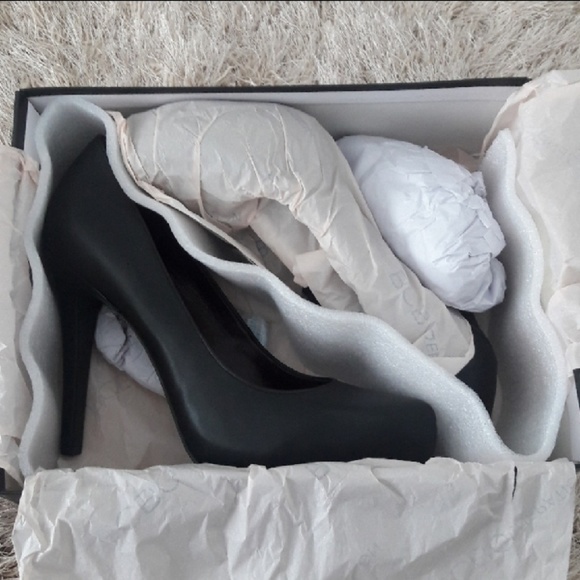 BCBG Matte Soft Nappe Heels - Picture 1 of 7